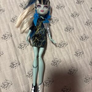 2008 Mattel Monster High Picture Day Frankie Stein 11” Doll
